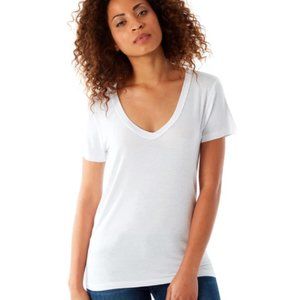 143 Tees Classic White V-Neck Tee - New w/ tags